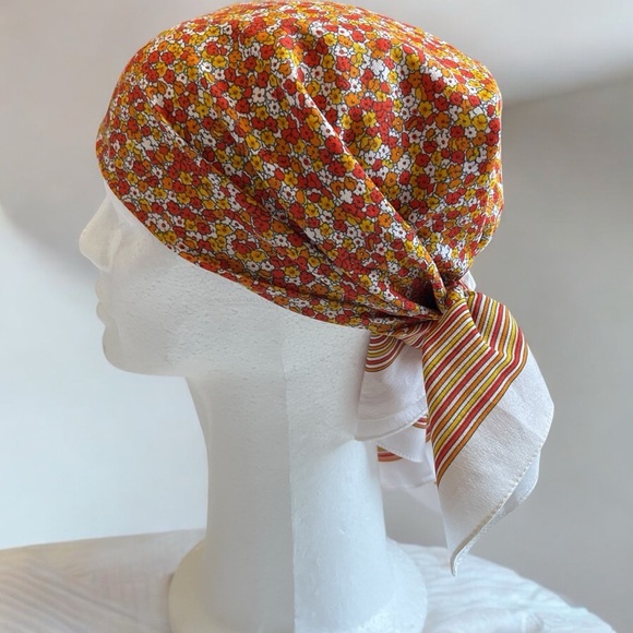 Vintage 70s Ditsy Floral Headscarf Scarf Neckerchief with Stripes Border - Picture 1 of 6